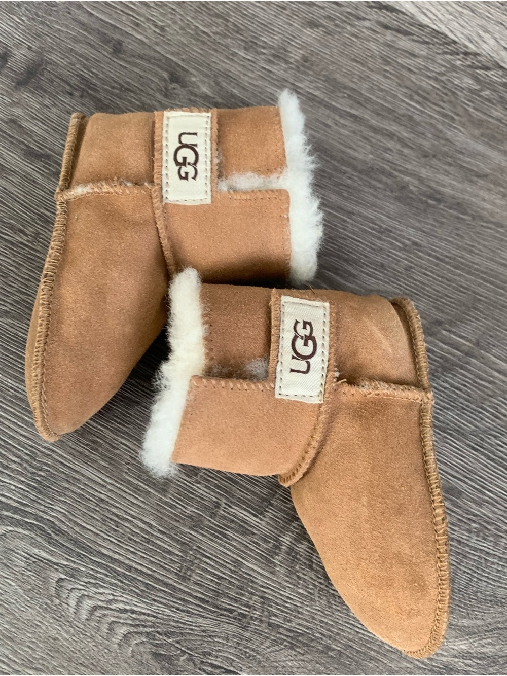 UGG Chestnut Sheepskin Baby Booties - Kids Shoes